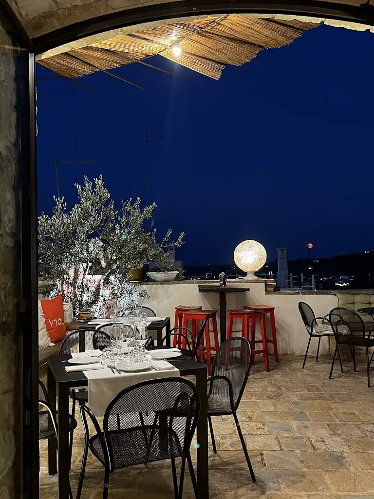 Gabo Restaurant by Coffee & More_Ostuni_slider_image_3