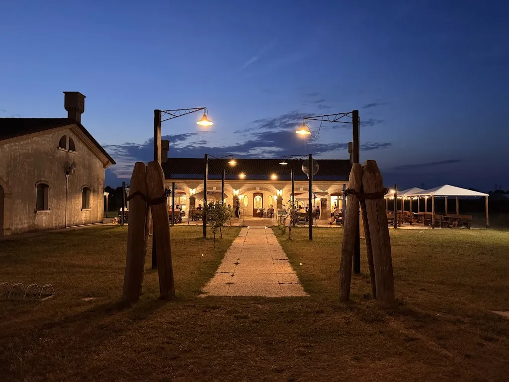 Gabor Szigeti_Al Mar_Ca' Savio_review