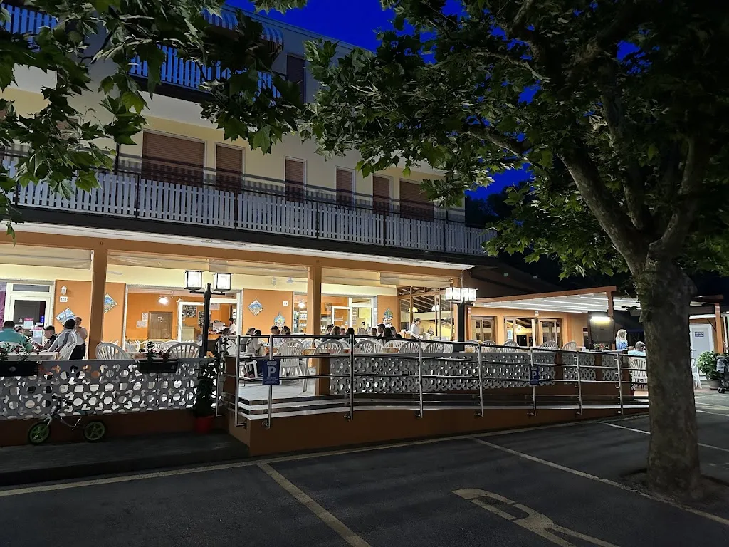 Pizzeria Bar Marino restaurant in Ca' Savio