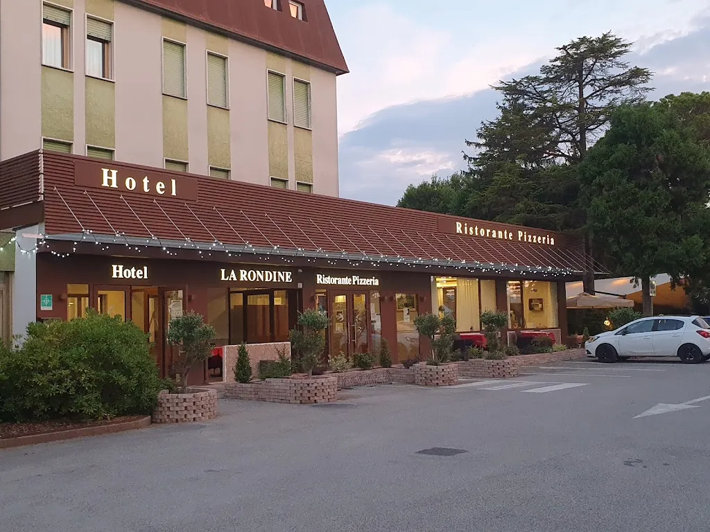 Hotel la Rondine restaurant in Ca' Savio