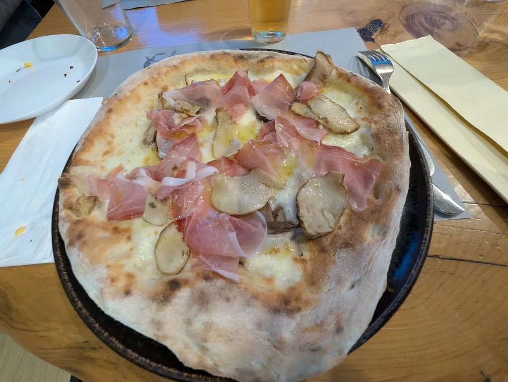 Juras Jankevičius_Pizzeria El Gringo_Calalzo di Cadore_review