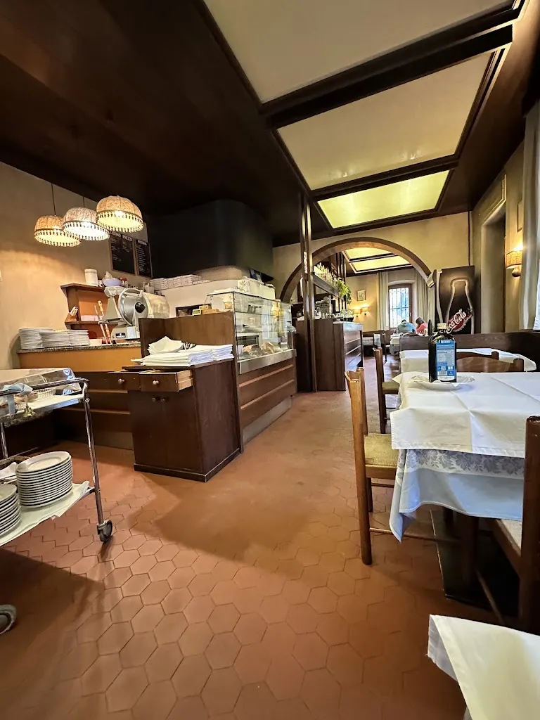 Pizzeria "La Cantinetta" restaurant in Calalzo di Cadore