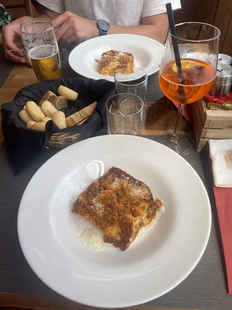 Jana Denoyel_Chalet Lagole Dolomiti_Calalzo di Cadore_review