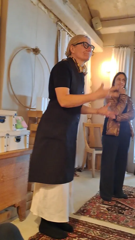 Dr. Jamuna Mishra Guru Ji_Calvenere_Calvene_review