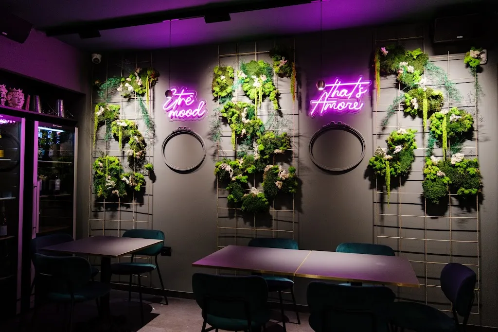 Etrè Food Mood restaurant in Ostuni