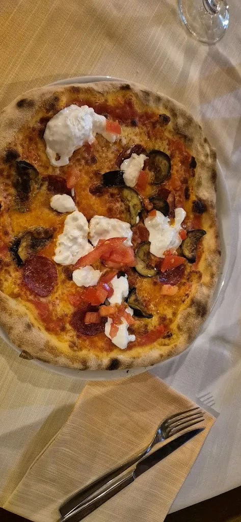 Emanuela Boesso_Alle Arcate_Caltana_review