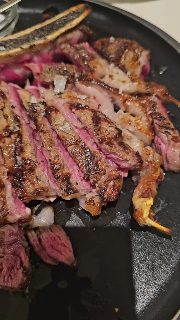 Therra Osteria di carne_Caltana_slider_image_2