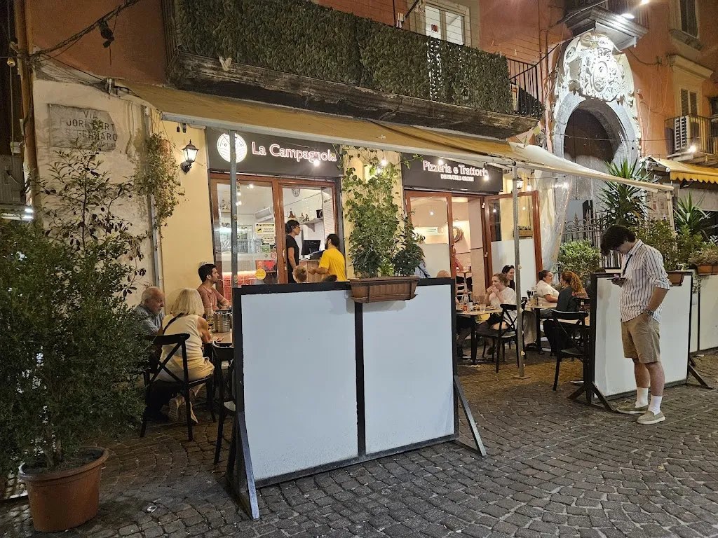 Susan Bice_Pizzeria La Campagnola_Campagnola_review