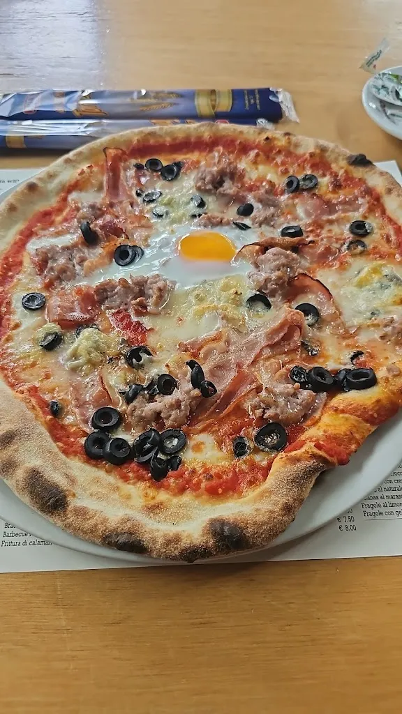 Adi Costea_Red Tower_Campodoro_review