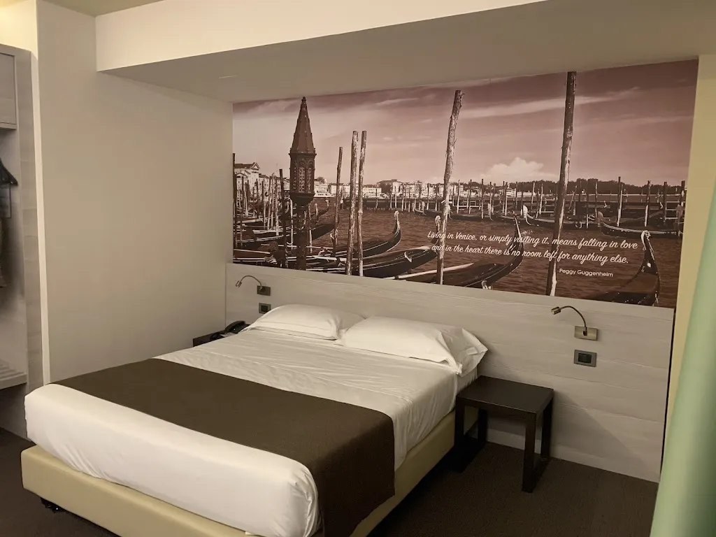 Antony Hotel_Campalto_slider_image_3