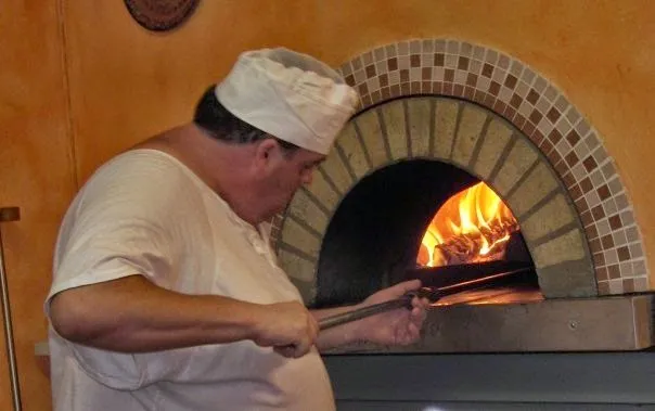 Pizzeria Piadineria Da Albertone_Canaro_slider_image_3