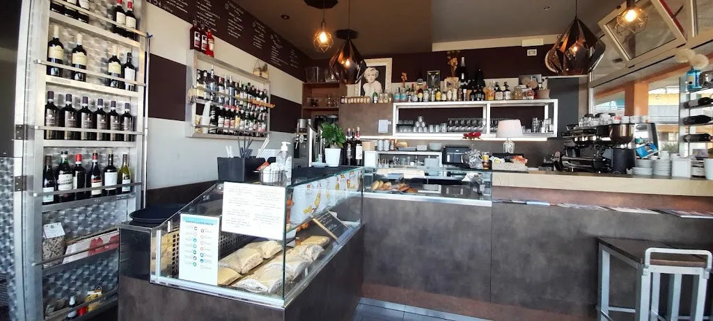 Kicheta restaurant in Campo San Martino