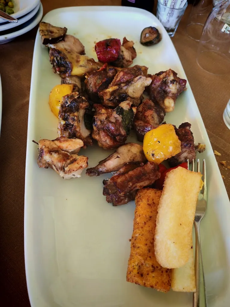 Nicola Eberle_La Penisola Agriturismo_Campo San Martino_review