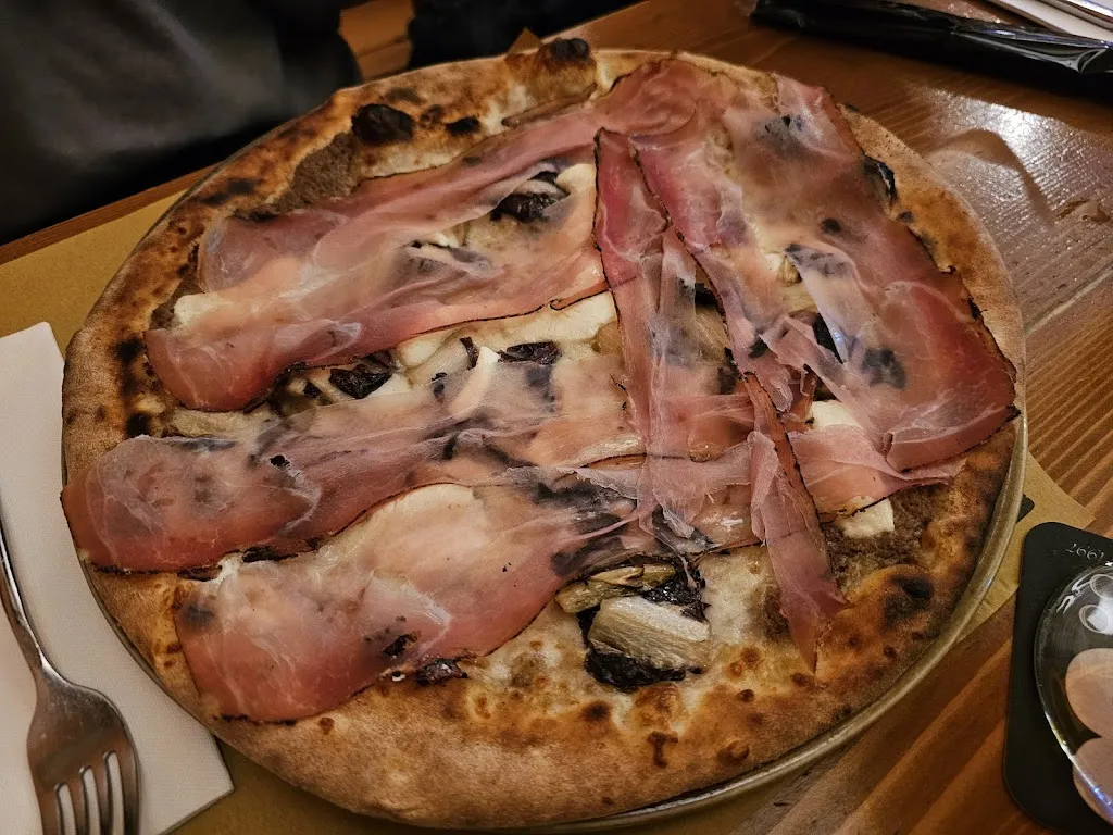 Birreria Il Vecchio Birraio restaurant in Campo San Martino