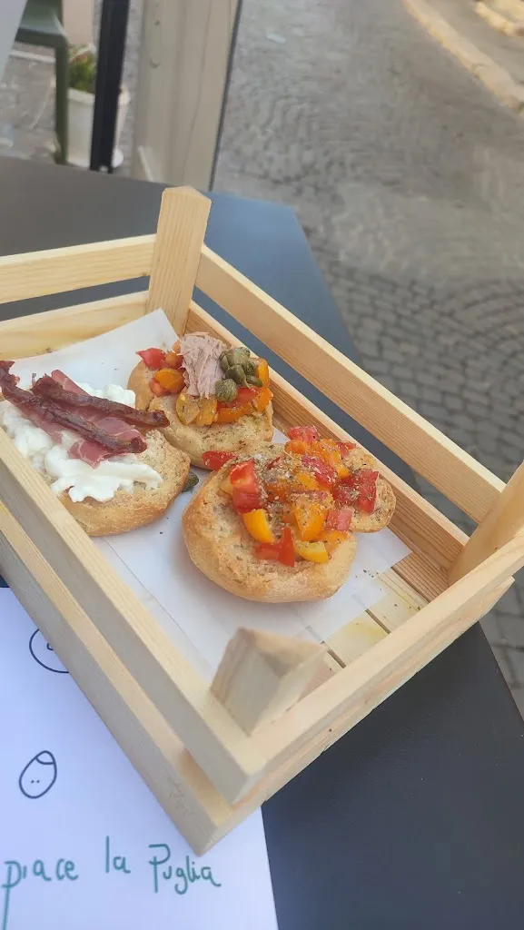 Sonia Celenza_A mè mì - Stuzzica e bevi_Ostuni_review