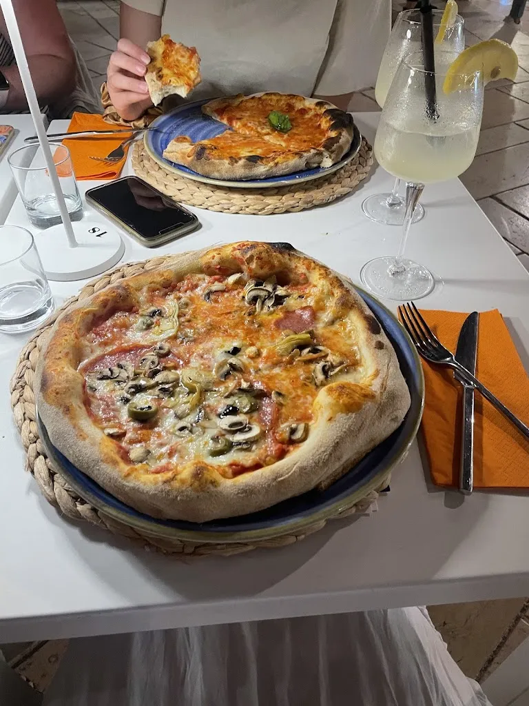 Codice a barre - Bistrot Pizzeria_Ostuni_slider_image_3