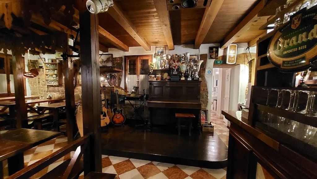 Max Music Pub restaurant in Campodarsego