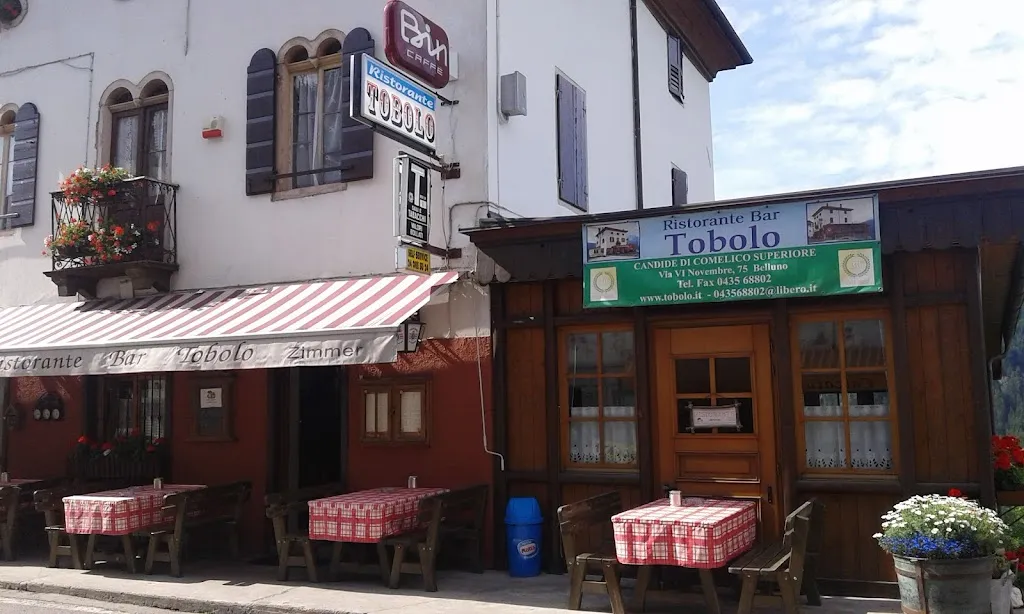 Bar Tobolo restaurant in Candide
