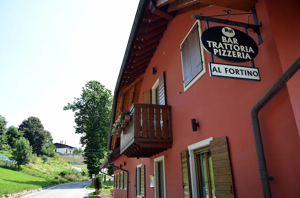 Al Fortino Trattoria Pizzeria_Canove di Roana_slider_image_1