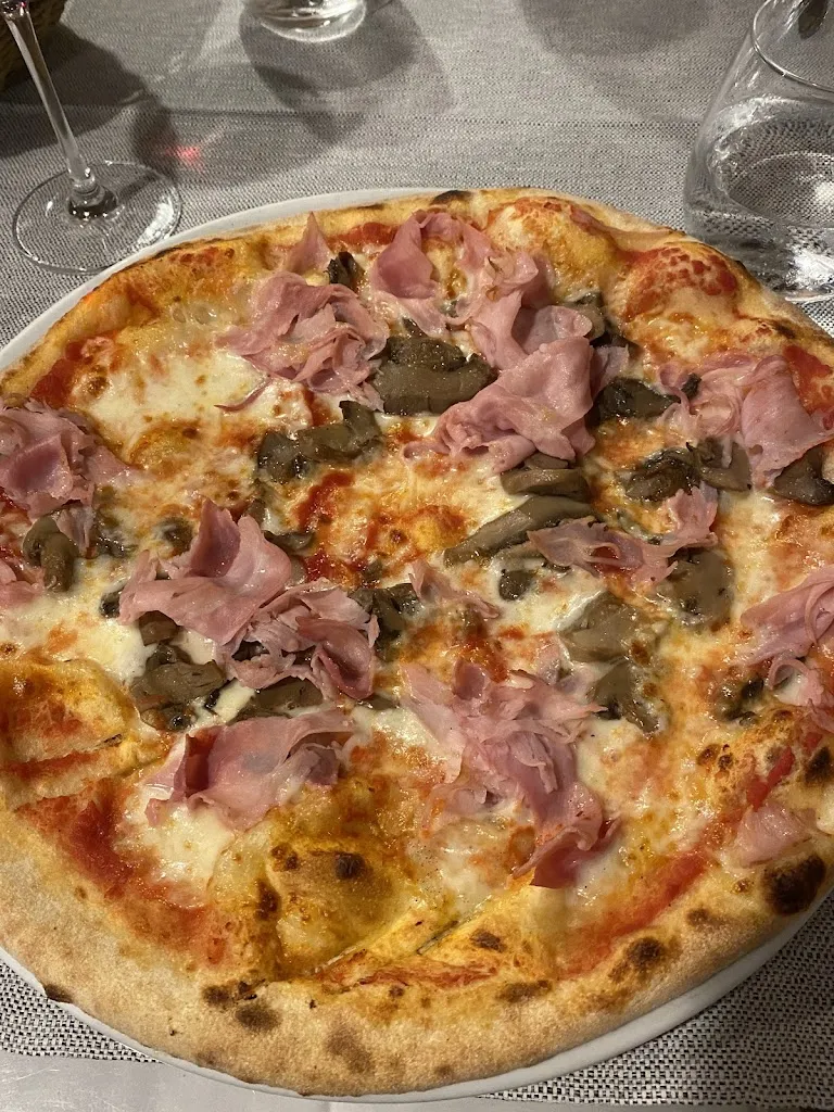 Cellist ESTHER_Ristorante Pizzeria Tabialá_Cappella Maggiore_review