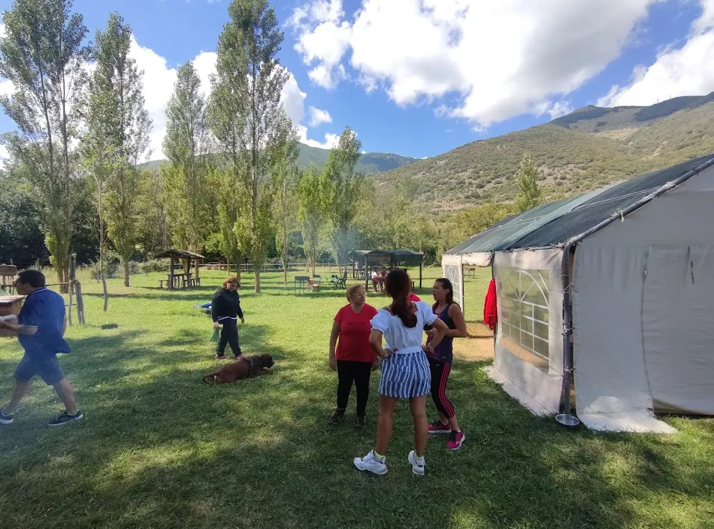 Area barbecue Parco Minardi_Castel di Sangro_slider_image_1