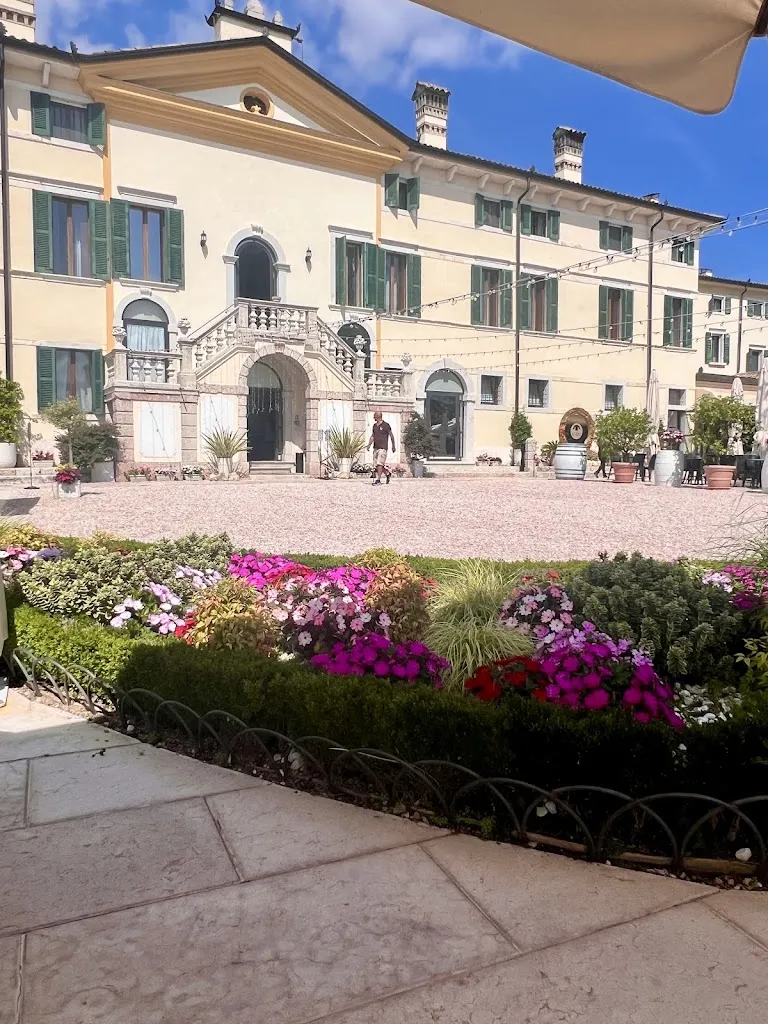 Joachim Hillenbrand_Belvedere Panoramic Restaurant_Caprino Veronese_review