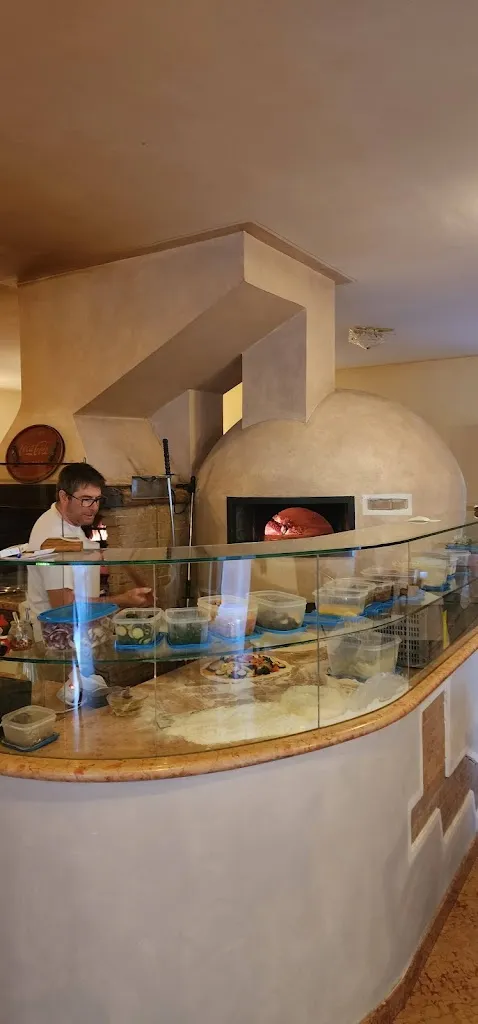 ilan arad_Pizzeria Ristorante Gaon_Caprino Veronese_review