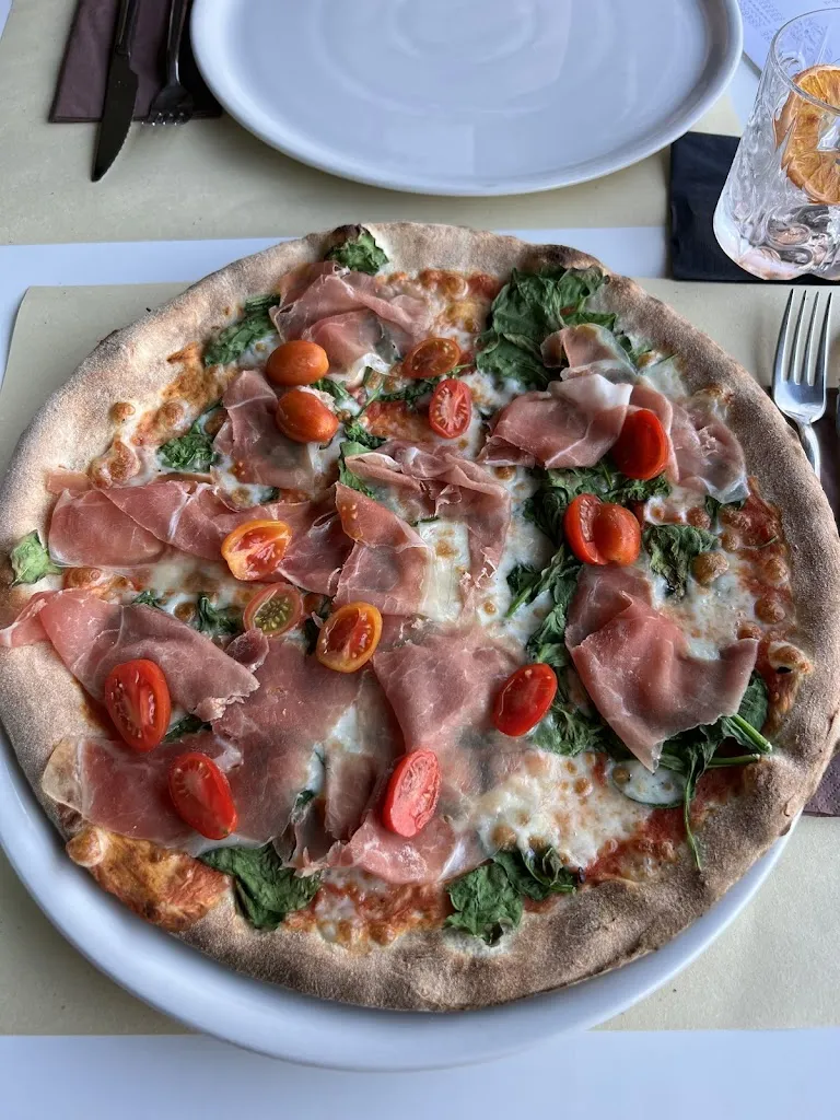 Katsia Bar_Bacan al Camein_Carpesica_review