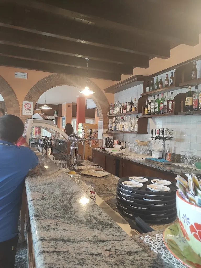 Youssef El moumeny_Pizzeria Trattoria Olivi_Caniezza_review
