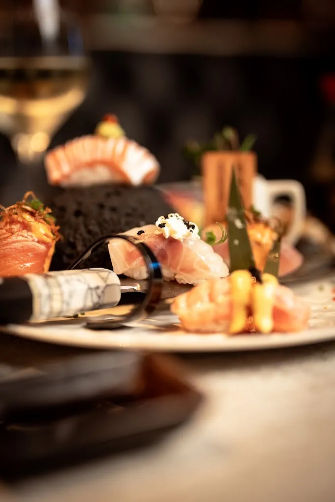 SushiWa • Wine & Asian Food_Caniezza_slider_image_3