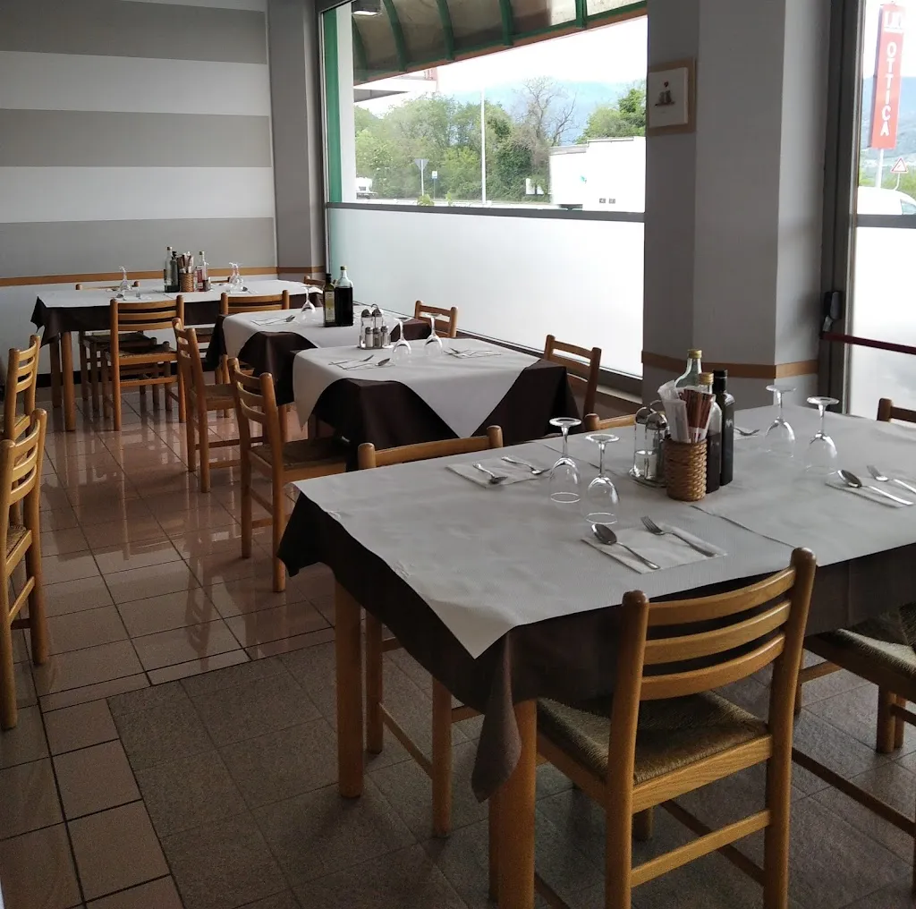 Trattoria Paninoteca La Vittoriana_Caniezza_slider_image_3