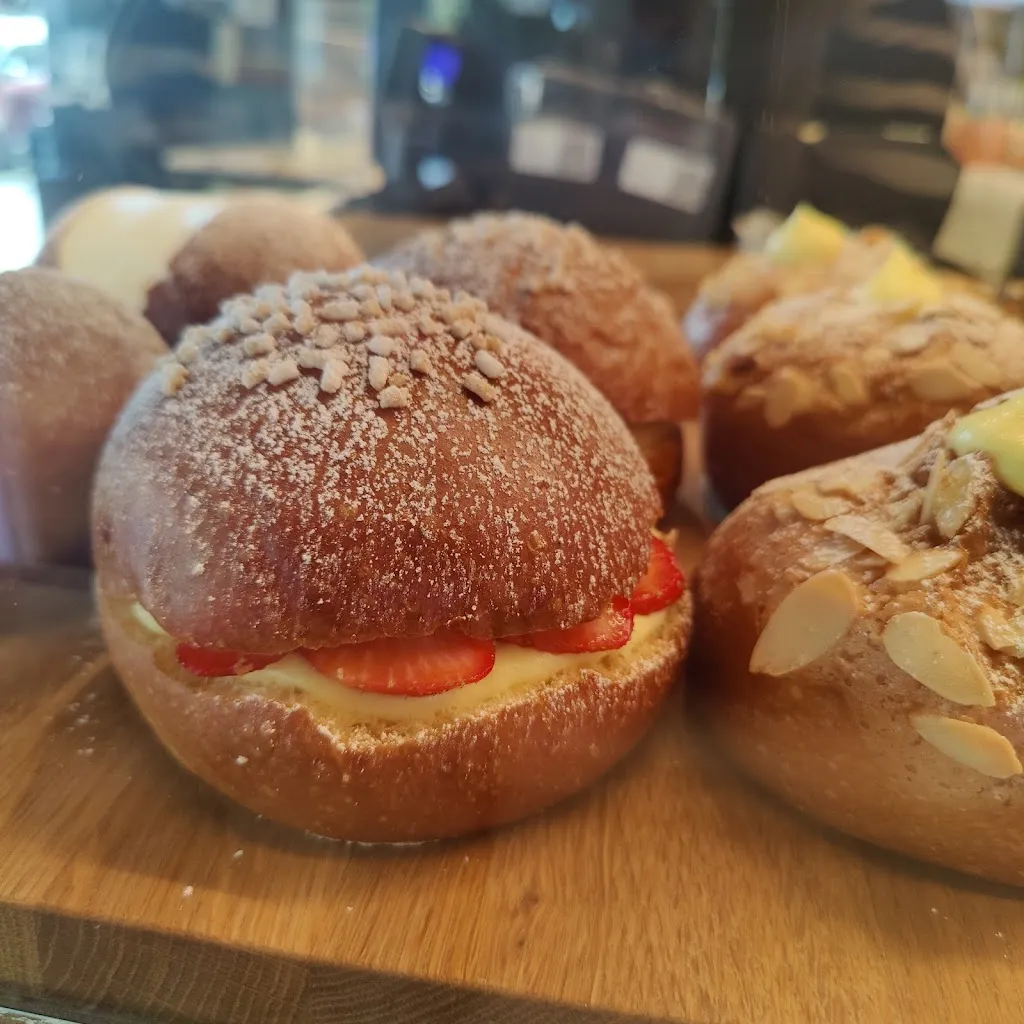 Lavinia Avram_Albergo il Gustificio_Carmignano di Brenta_review