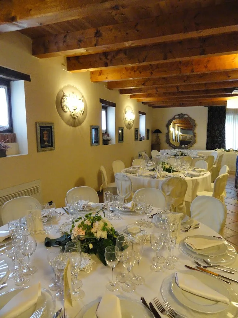 Villa Le Colombare restaurant in Carmignano di Brenta