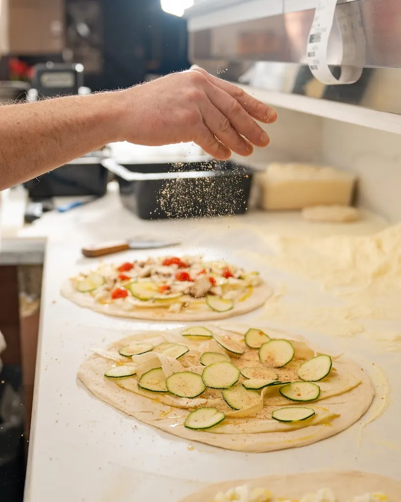 Enzo & Ciro - Pizze e Street food_Ostuni_slider_image_3
