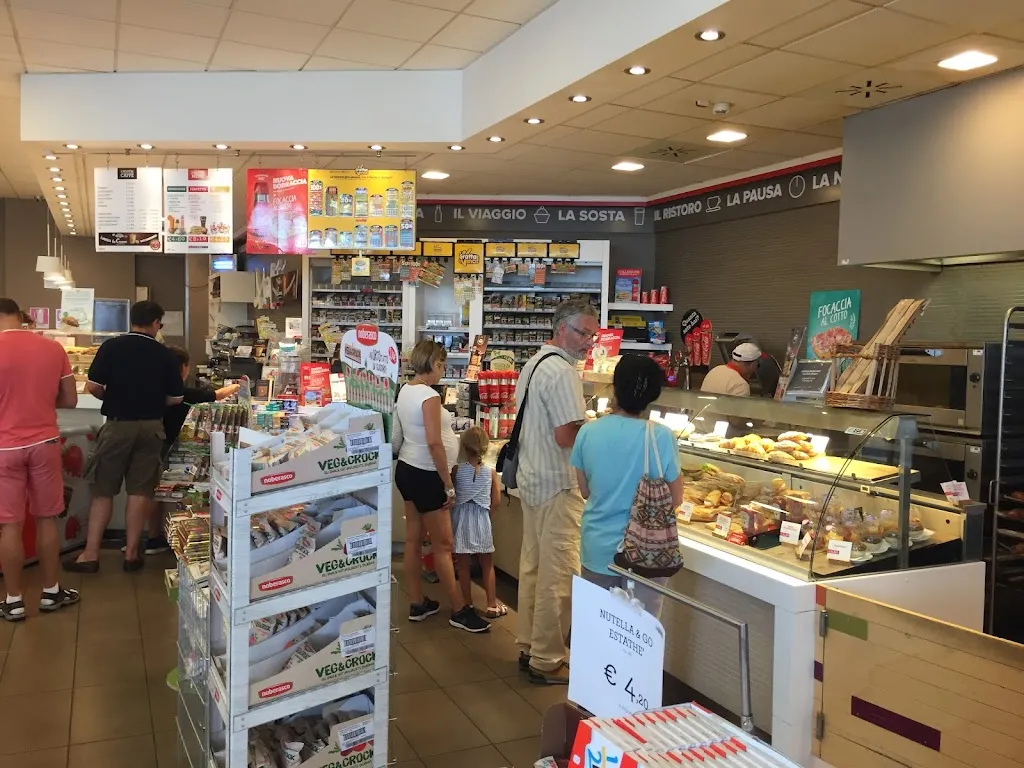 Chios Apostolos_Autogrill San Pelagio Ovest_Carrara San Giorgio_review