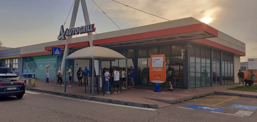 Autogrill San Pelagio Ovest restaurant in Carrara San Giorgio