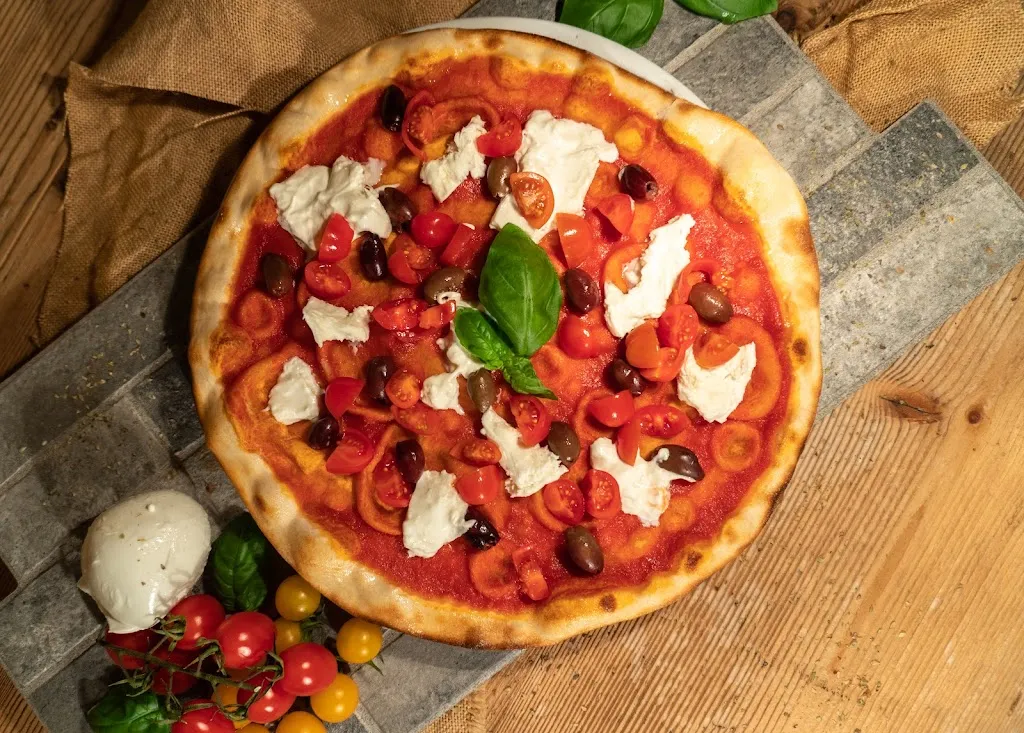 Pizzeria Da Eros_Cartura_slider_image_2