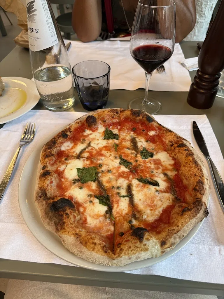 Lauren Camilleri_Al Solito Posto - Ristorante Pizzeria_Ostuni_review