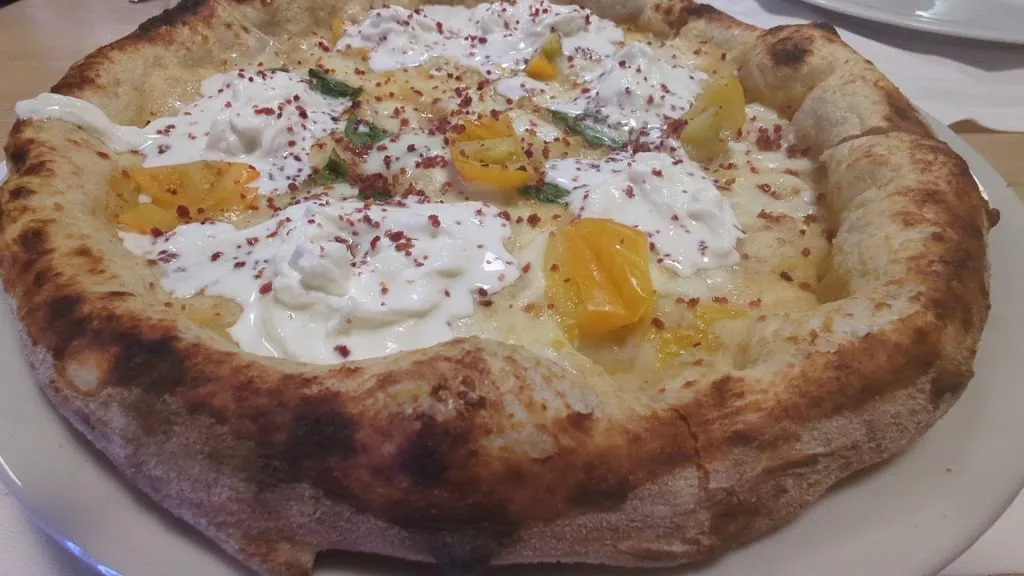 Al Solito Posto - Ristorante Pizzeria_Ostuni_slider_image_2