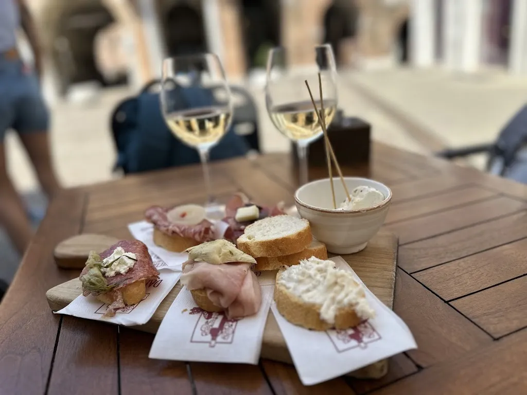 Hostaria dai Naneti_Candelù_slider_image_3