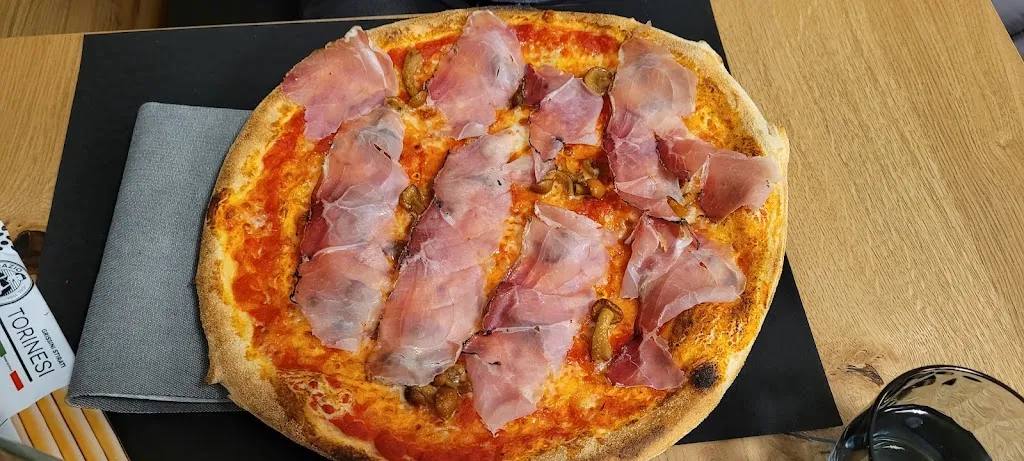 German Bet_Trattoria Pizzeria alle Statue_Casalserugo_review