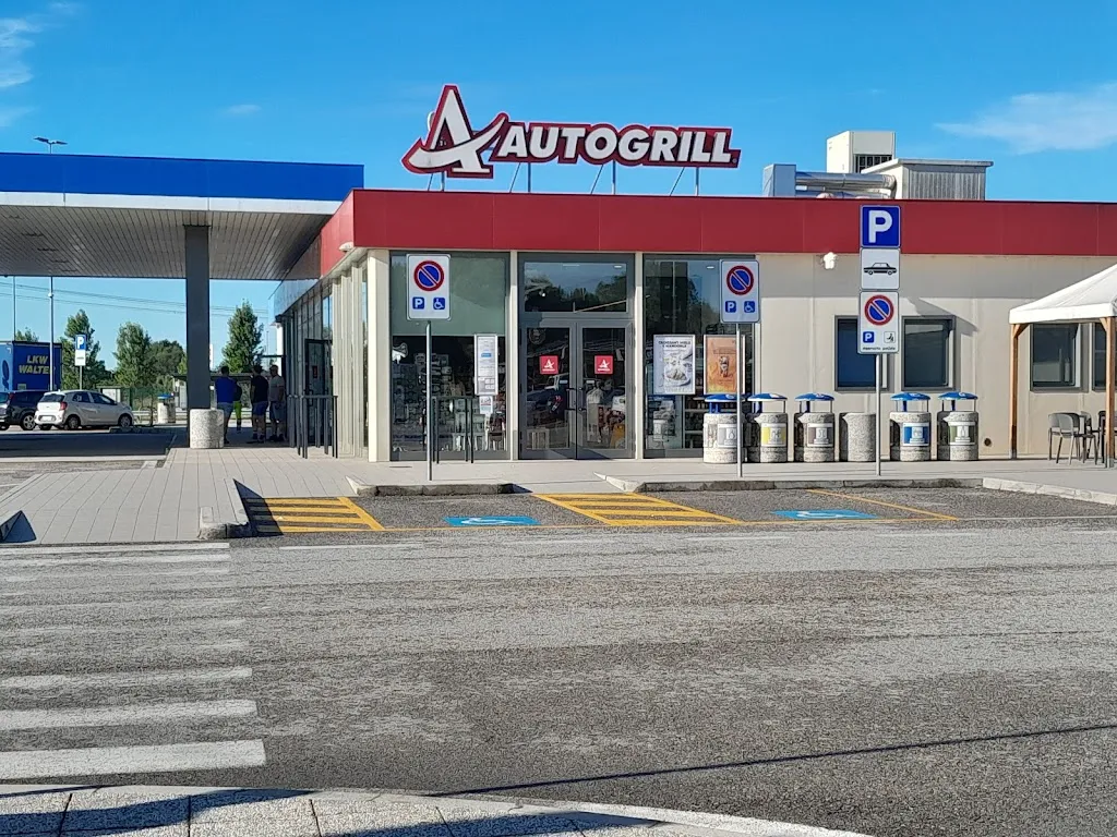 Autogrill Sile Ovest restaurant in Casale sul Sile