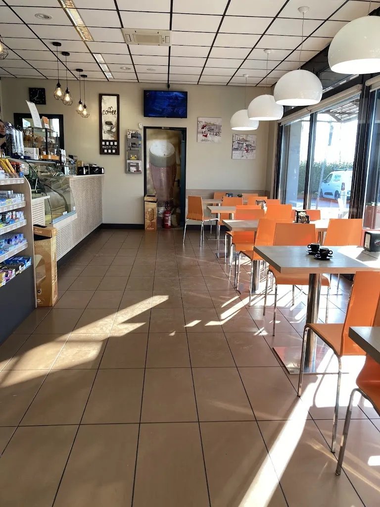 Massimiliano Boschini_MY station Bar_Casale sul Sile_review