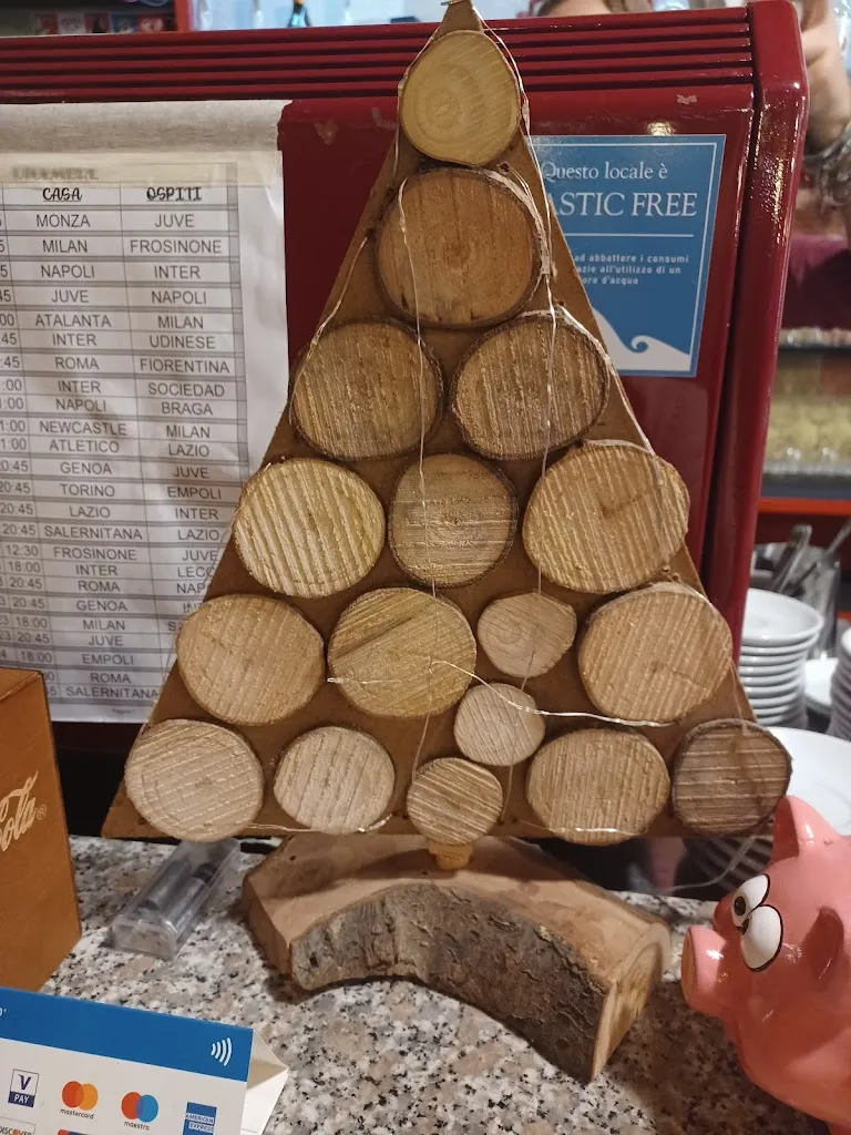 Roberta Marini_La Gemma_Casier_review