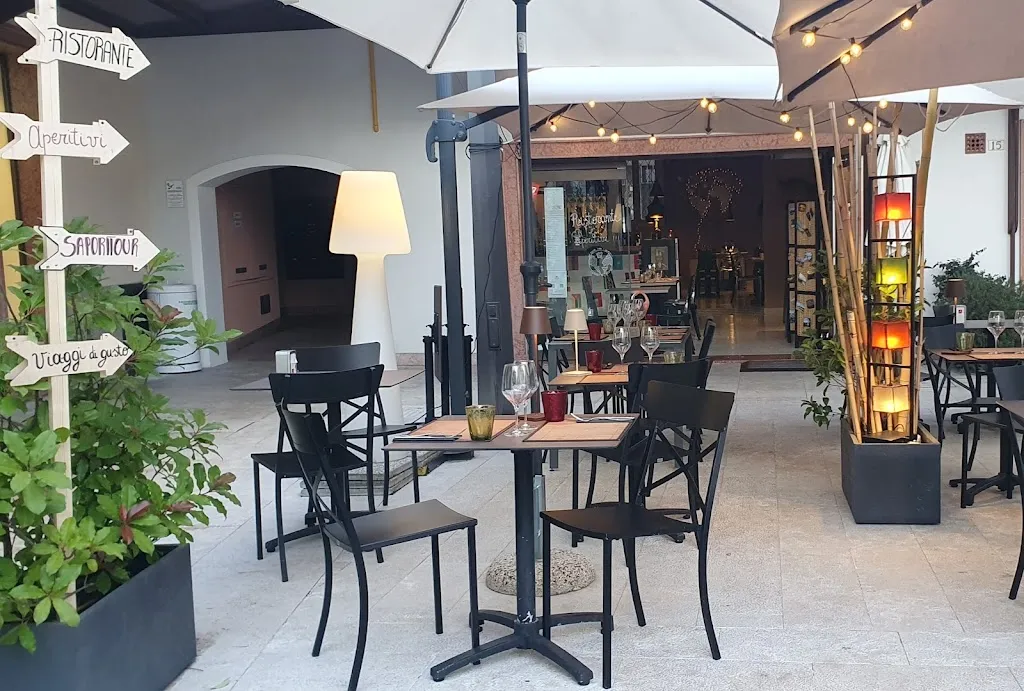 Saporitour restaurant in Casier