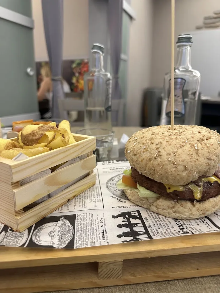 Martina_Ristorante Pizzeria Luna Rossa_Castagnaro_recensione