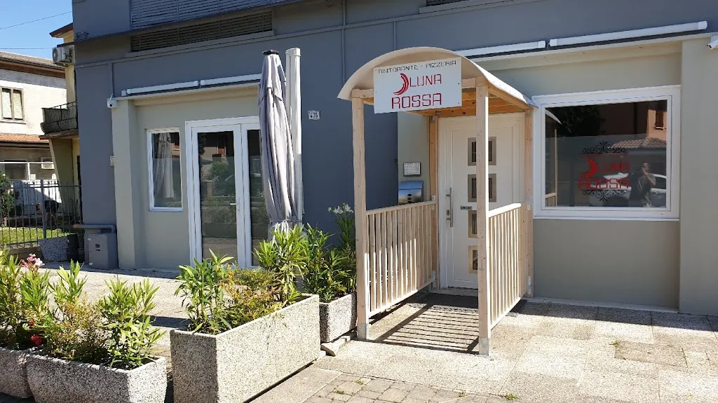 Ristorante Pizzeria Luna Rossa restaurant in Castagnaro