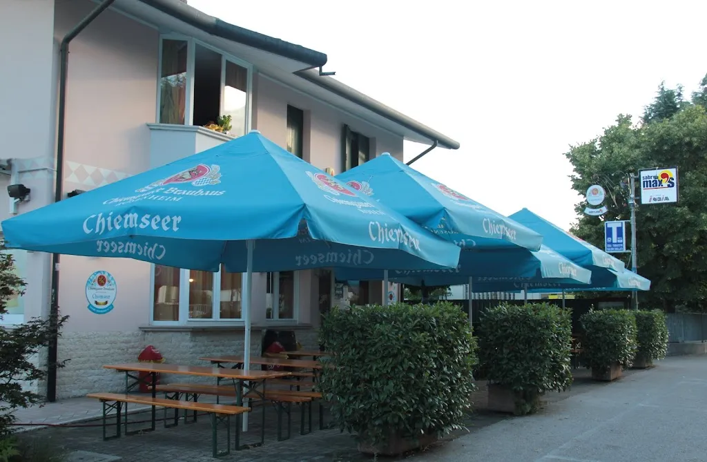 Sabry e Max restaurant in Cassola