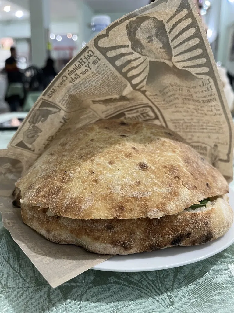 Lo Scantinato restaurant in Palagiano