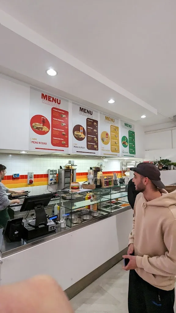 simone zarpellon_Buzz kebab_Cassola_review